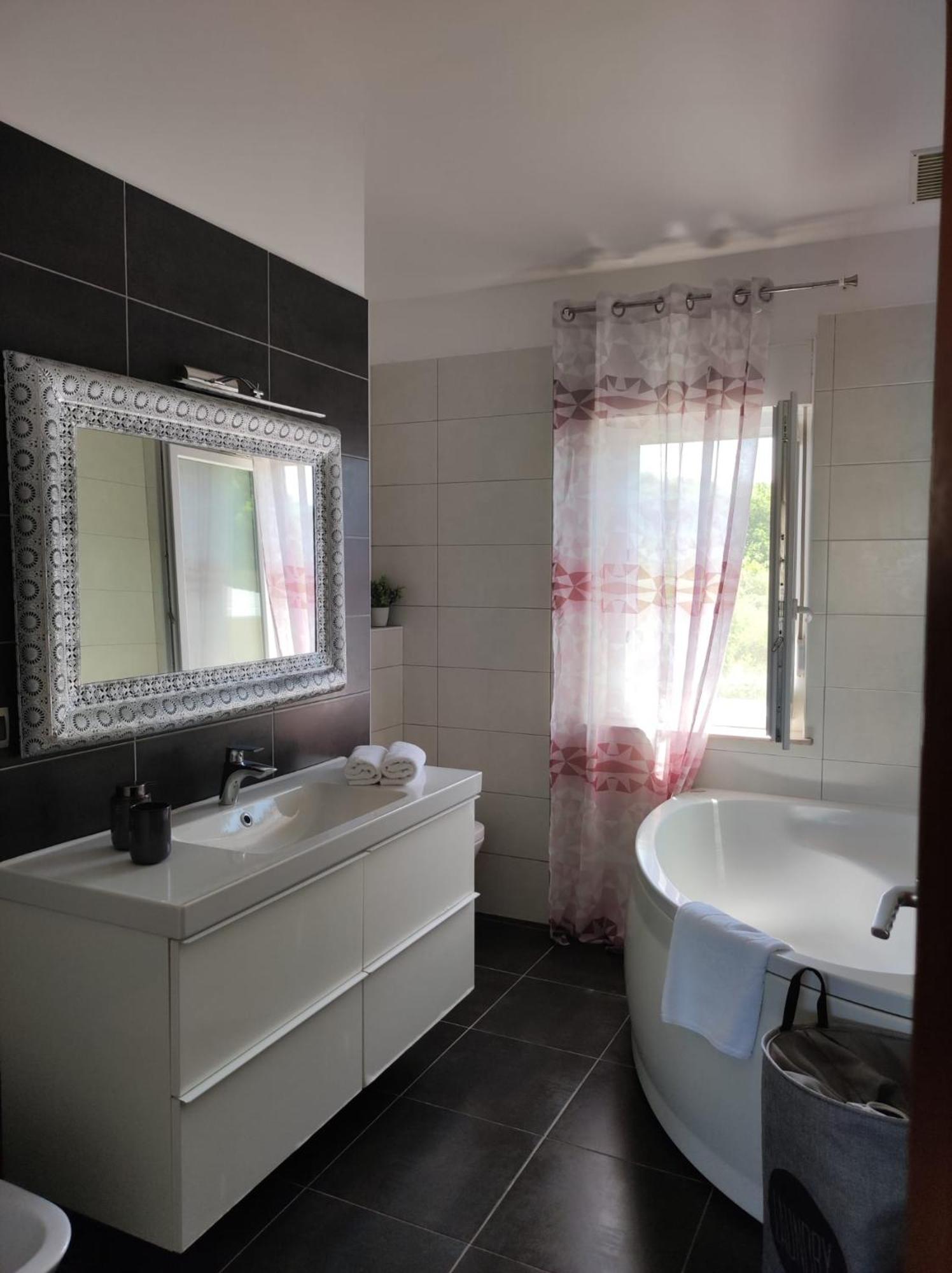 Debora Sa Privatnim Bazenom Apartment