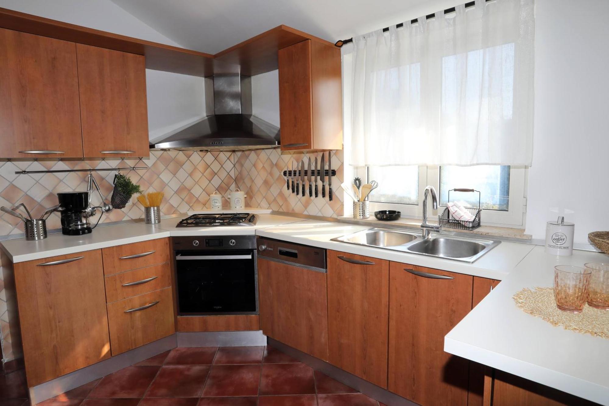Debora Sa Privatnim Bazenom Apartment *