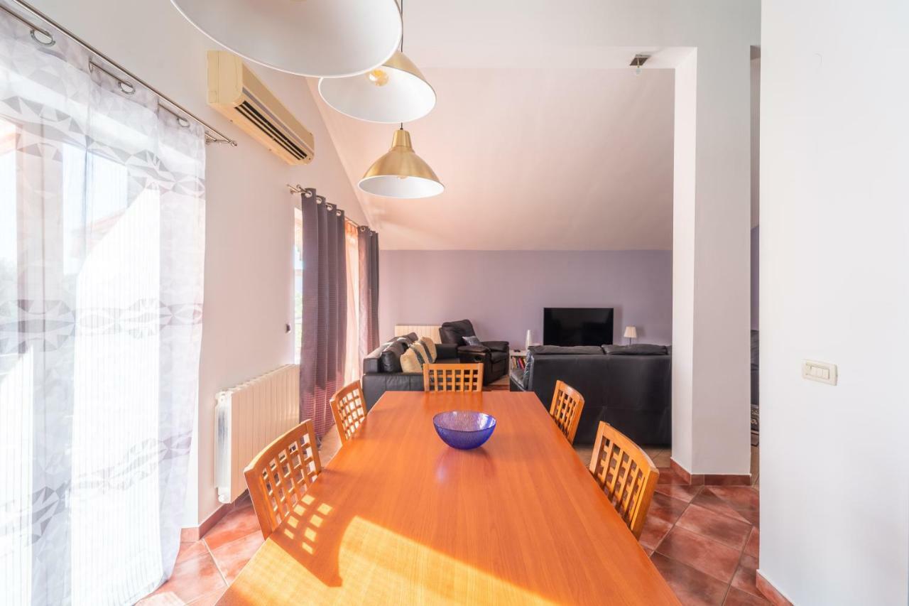 Debora Sa Privatnim Bazenom Apartment Pula